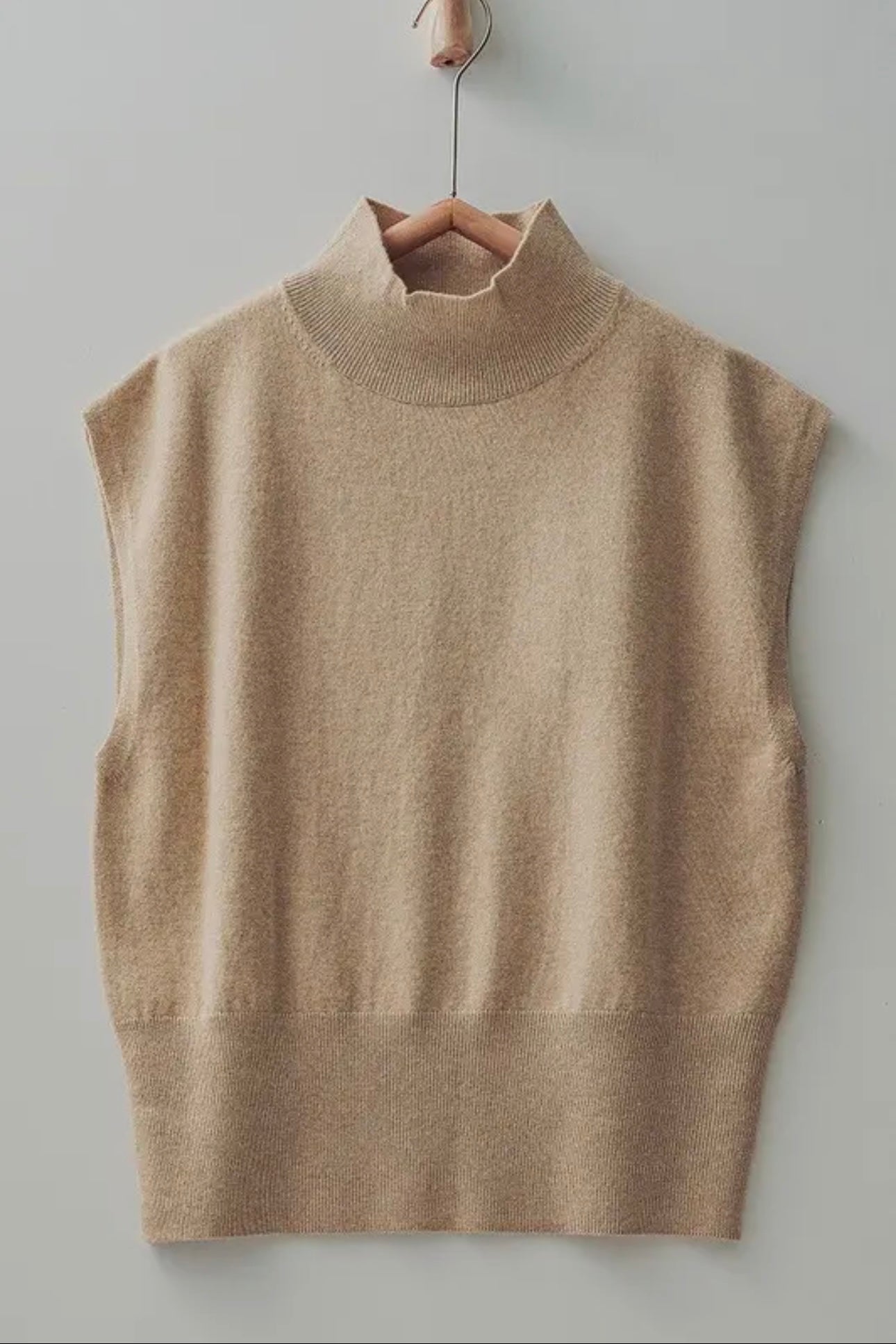 Sleeveless Turtleneck Knit Top